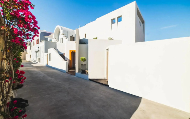Marquise Suites - Adults Only