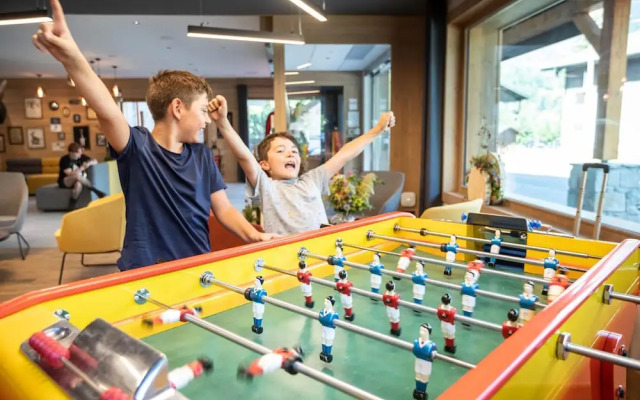 Chalet in Samoens Near Grand Massif Lift
