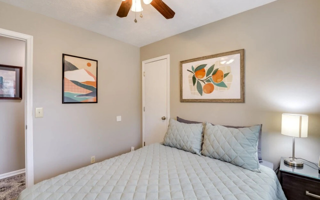 Pet-friendly Omaha Vacation Rental w/ Deck!