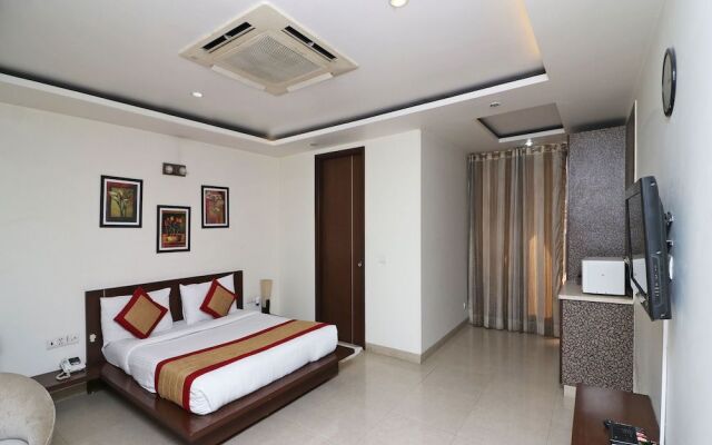 OYO 15503 Corporate House