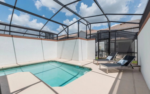 Lullaby Lane Villa Storey Lake