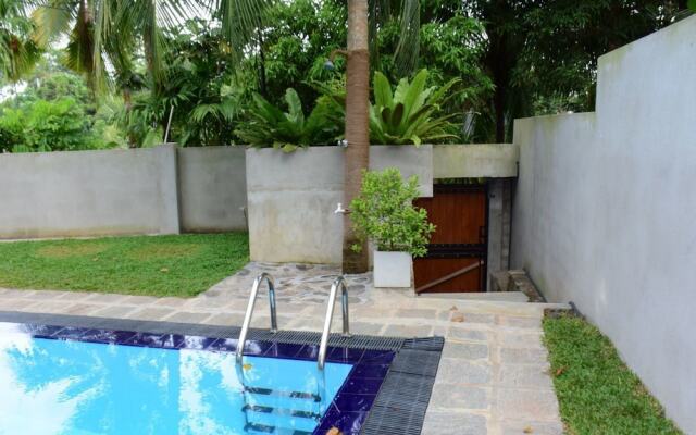 Villa Blue Water Hikkaduwa