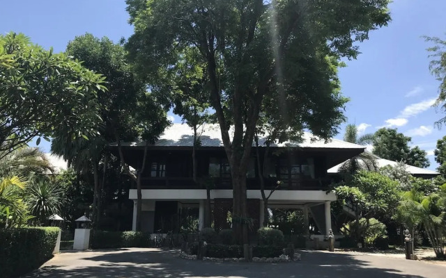 West Wonder Resort