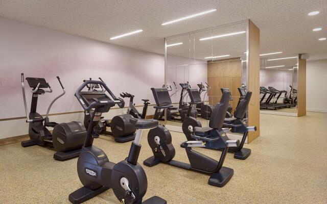 Hyatt Regency Paris Etoile Hotel