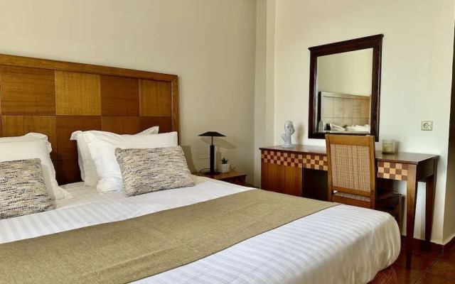 Apollon Hotel