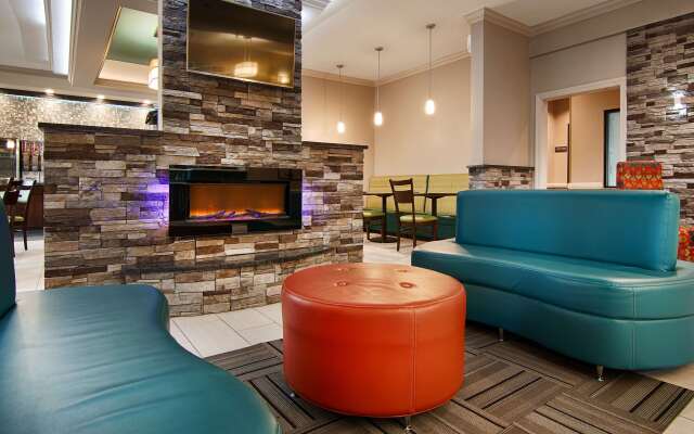 Best Western Elkhart Inn & Suites