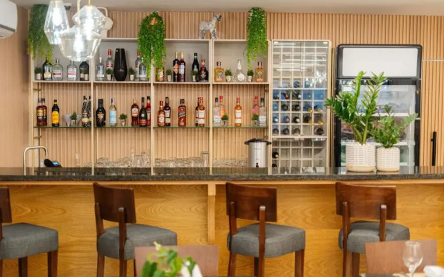 Melina Hotel