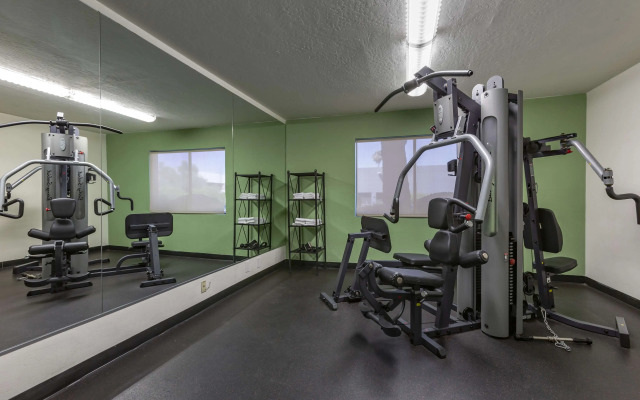 Best Western Plus Scottsdale Thunderbird Suites