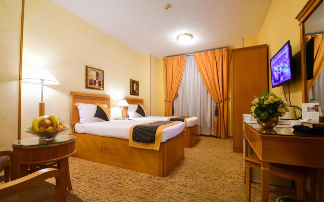 Al Ansar Palace Golden Tulip Hotel