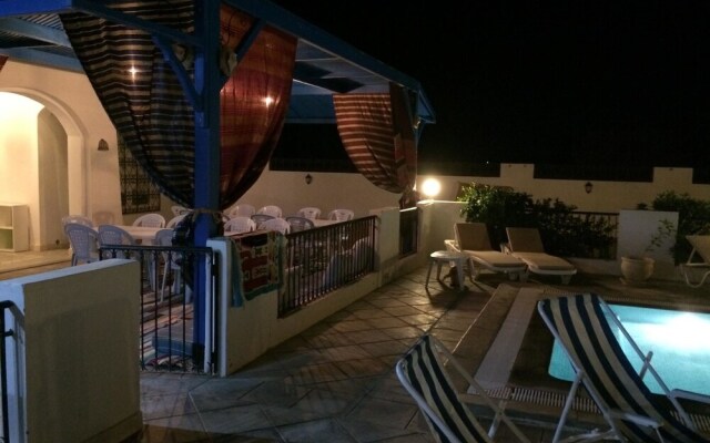 Villa With 5 Bedrooms in Djerba, With Private Pool, Enclosed Garden an