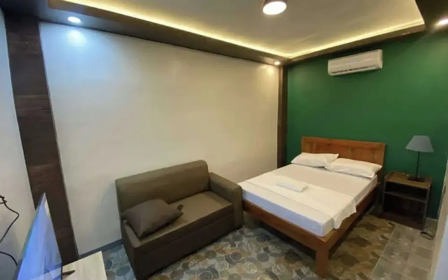 Mom Shie'S Apartelle