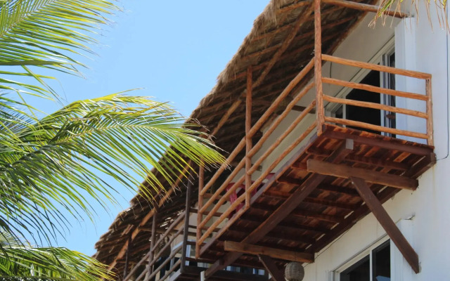 El Fuerte Beach Resort