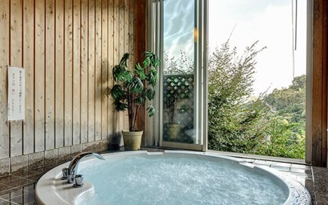 Enoura Terrace