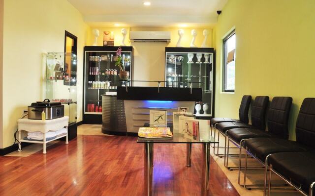 Tropical Luxury Dreams