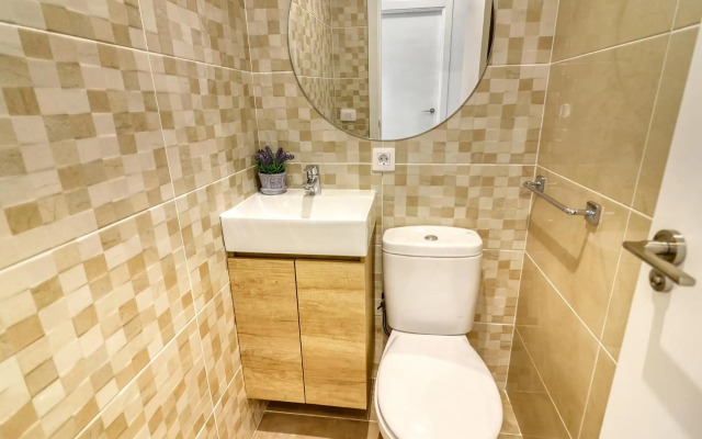 Cozy 3-bedrooms flat, main square and beachfront