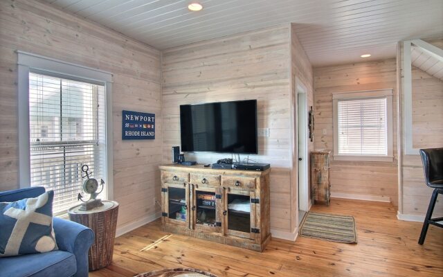 Kona Cove 8 by RedAwning