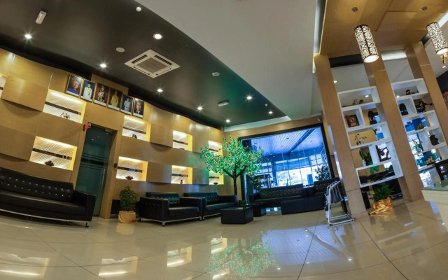 Paragon Lutong Hotel