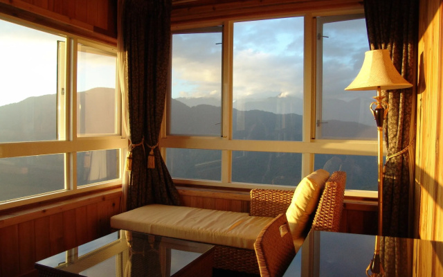 Top Cloud Villa