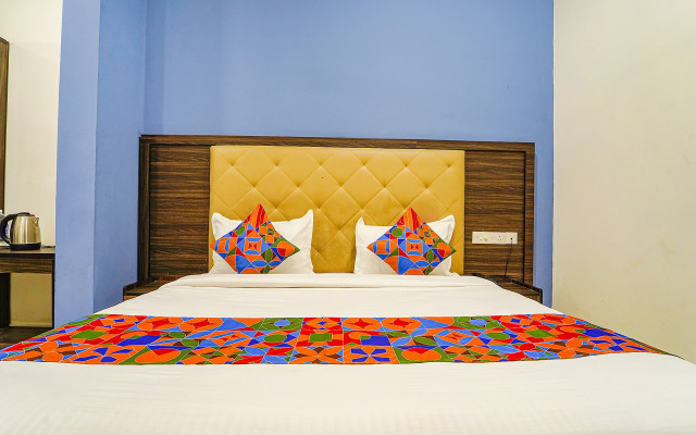 Fabhotel Central Inn Residency