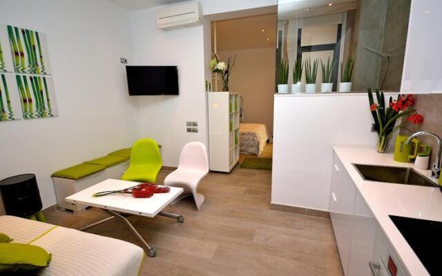 Center of Barcelona - Travel Support