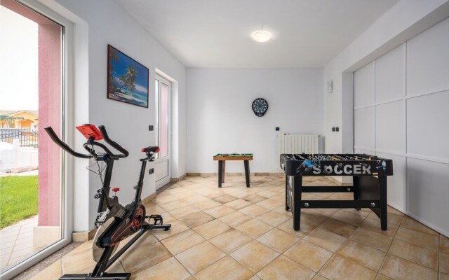 Amazing Home in Labin With 5 Bedrooms, Wifi and Outdoor Swimming Pool