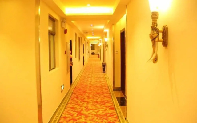 GreenTree Inn Guangzhou Chimelong Paradise Yuangang Metro Station Hotel