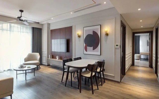 Otis Apartment