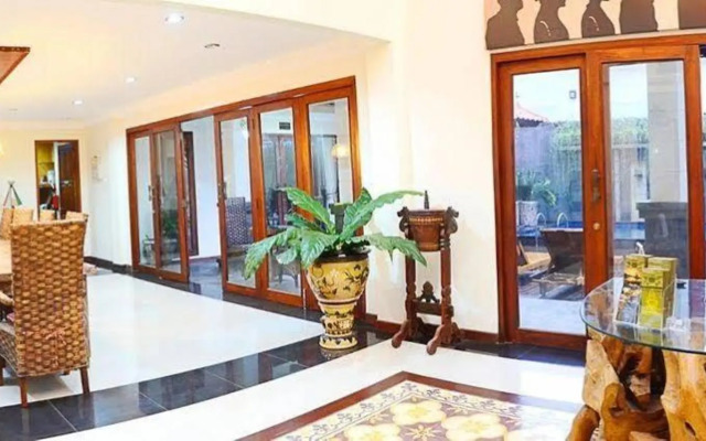 Hastinapura Residence