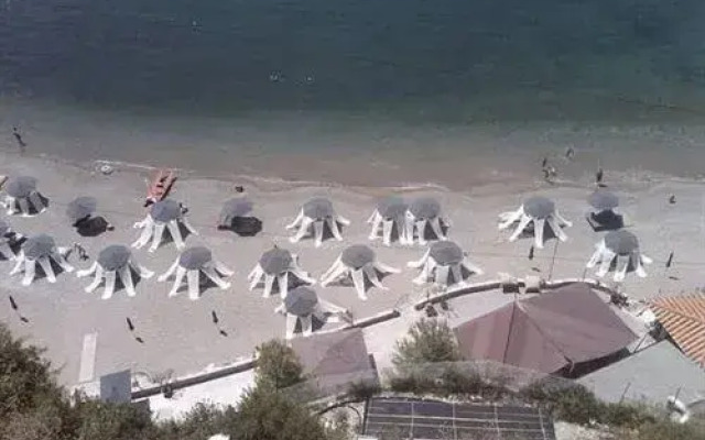 Eco del Mare Night and Day Beach Club