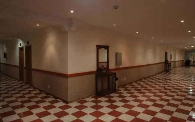 Hotel Emira