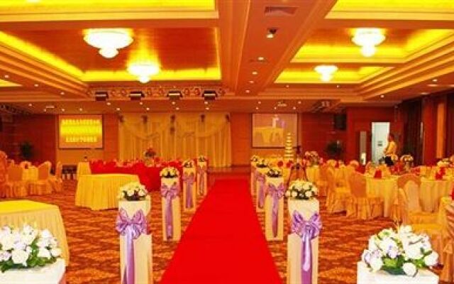 Juntai Hotel - Linhai