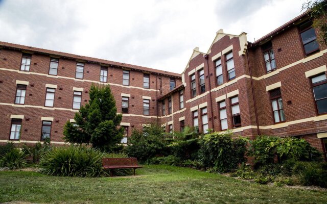 Yarra House Campus Summer Stays