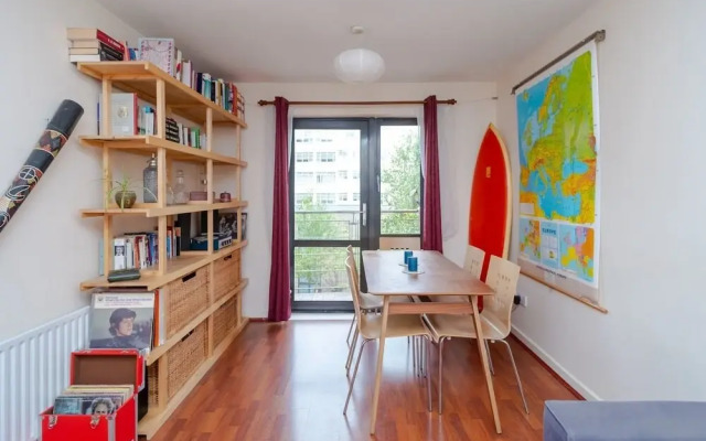 A Cosy 1 Bedroom Flat With a Balcony