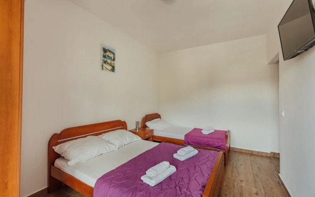 Apartments Bonaca Igalo