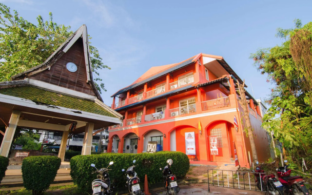 Anda Orange Pier Guesthouse
