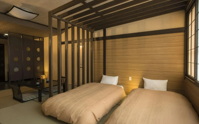 Hotel Lucent Takamiya