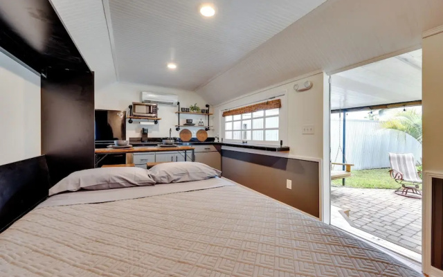St Augustine Studio: Patio, Swing + 3 Mi to Beach