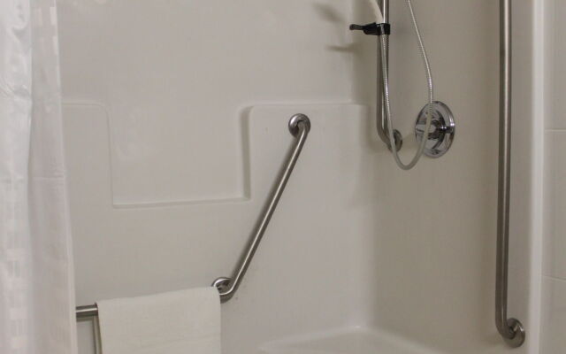 Meridian Inn & Suites Lloydminster