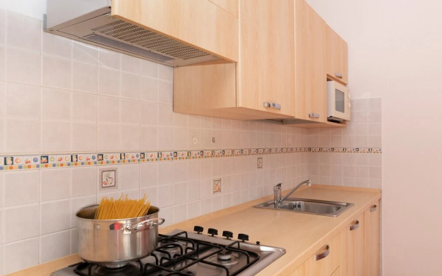 Porto Letizia Roma 5