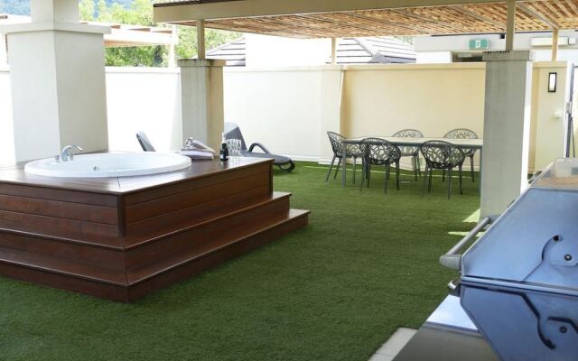 Palm Cove Private Penthouse 422-423