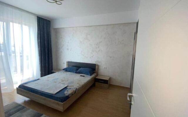 COSTIN APARTMENTS C&C Residence 2