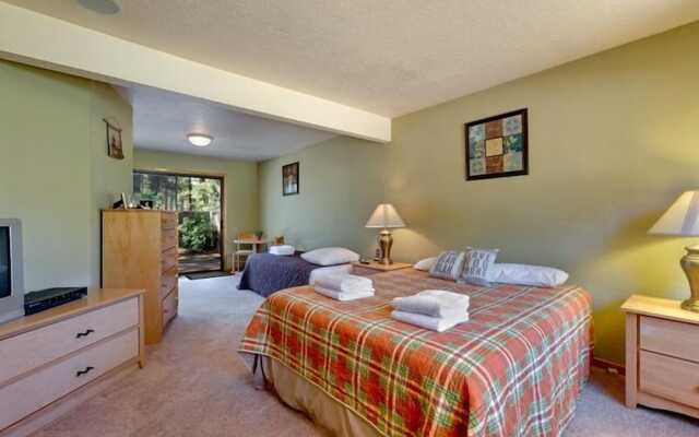 3221 Marlette Circle