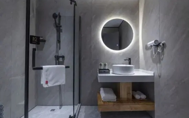 Ningbo Nanyuan Ejia Plus Hotel (Beilun Yintaicheng Branch)