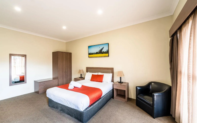 Parkes International Motor Inn – Guest Rooms – Parkes