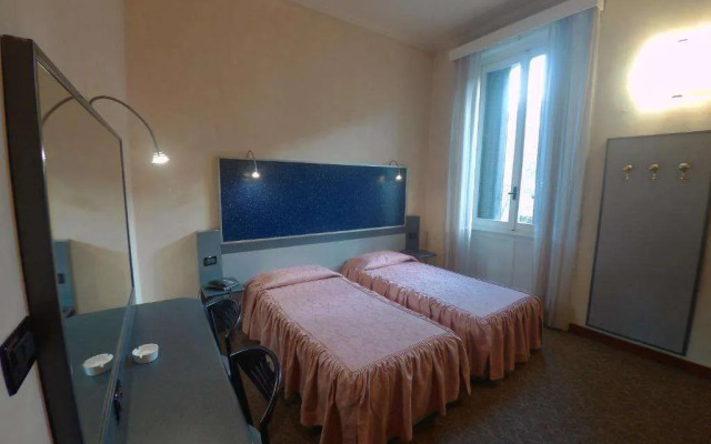 Hotel Ada