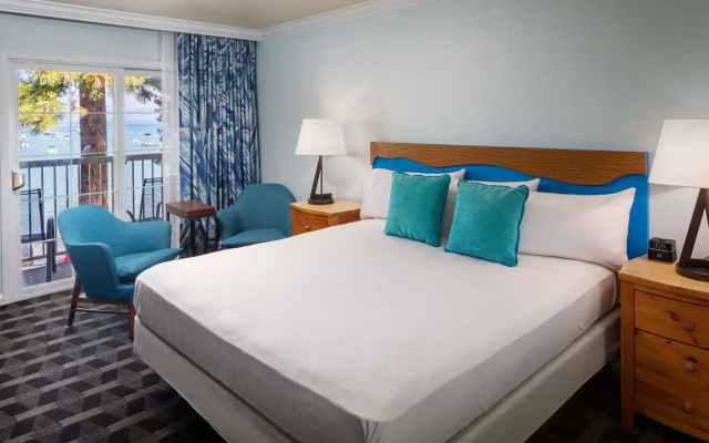 Beach Retreat & Lodge at Tahoe