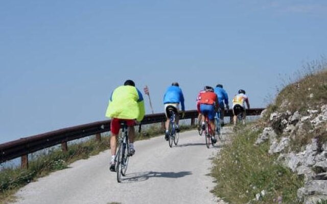 Hotel Ristorante Montenerone