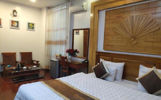 Luxury Hotel 1
