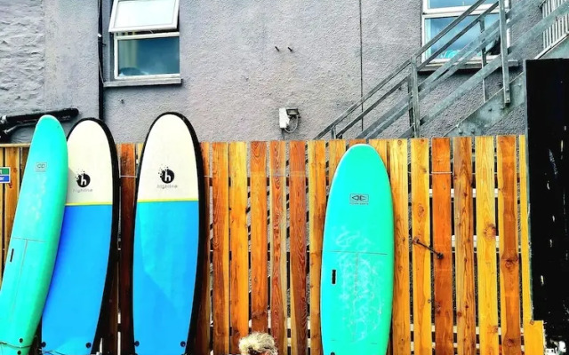 Elemental Surf Lodge