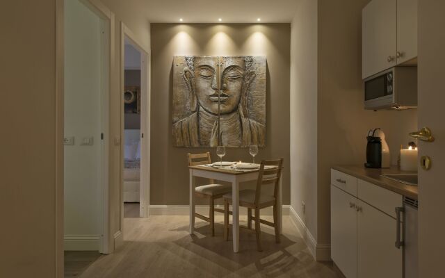 Aruna Suites